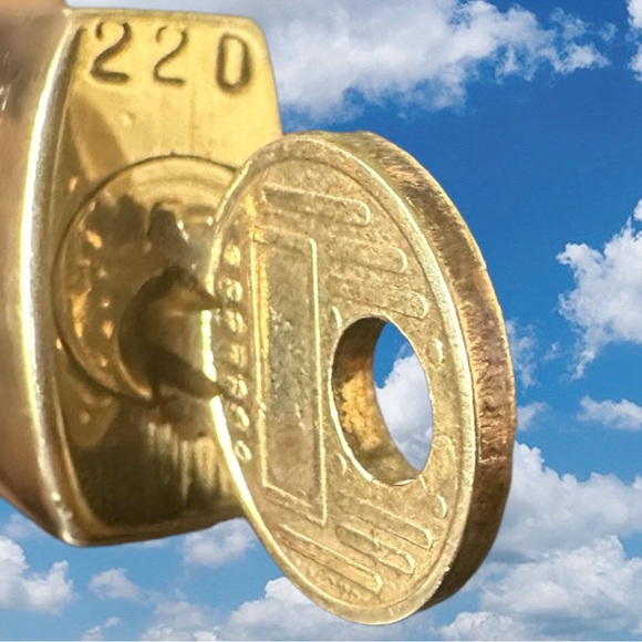 220 Authentic Louis Vuitton Lock with Key 200 Series Vintage - Picture 11 of 11